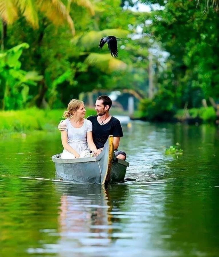 Vivaresidence Homestay Alappuzha Εξωτερικό φωτογραφία